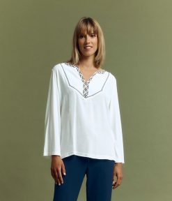 Devernois Hauts Et Chemises | Blouse Brodee En Crepe De Viscose